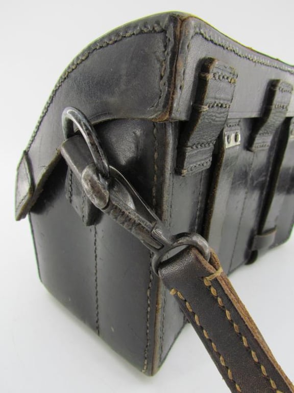 Wehrmacht Flare Ammunition Pouch 1936 with strap