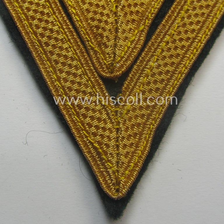 WH (Kriegsmarine ie. 'Küstenartillerie') rank-chevron (ie. 'Gefreitenwinkel') as was intended for an: 'Obermatrose' (or: 'Obergefreiter') as was intended for usage on the various field-grey-coloured, naval: 'Küstenartillerie'-tunics