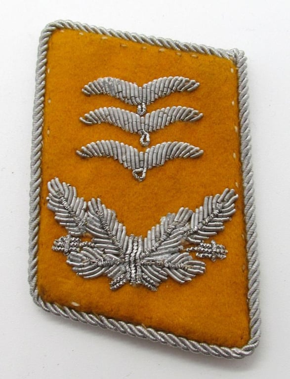 Luftwaffe Flight/Fallschirmjäger Collar-tabs 'Hauptmann"