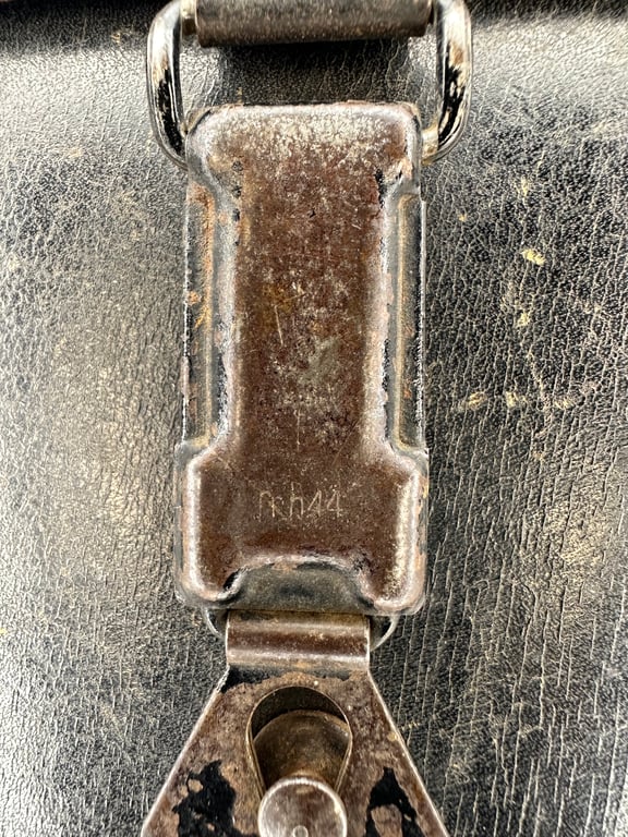 Original  Leather Case for 6X30 Binoculars 1944