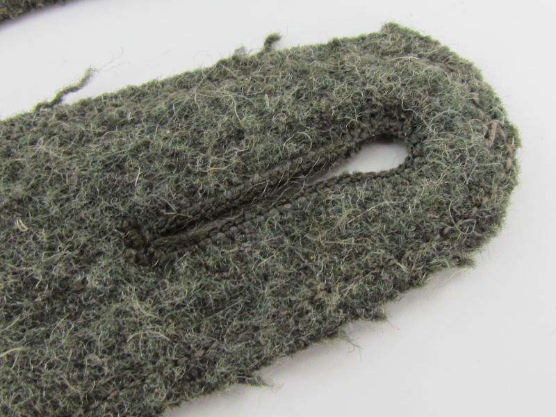 WH (Heer) Artillery EM's Shoulder Boards