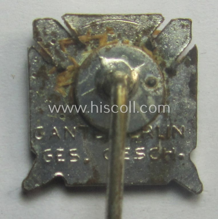 Interesting, 14 mm.-sized miniature of a: 'Mitgliedsabzeichen des Reichstreubund ehemaliger Berufssoldaten (o. RTB)' being a maker- (ie. 'Gante - Berlin'-) marked example