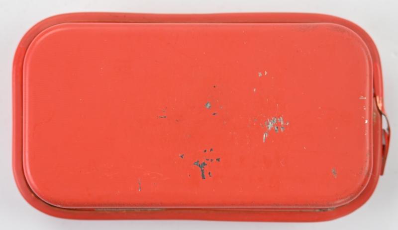 US WW2 M-1924 First Aid Pouch with First Aid Kit