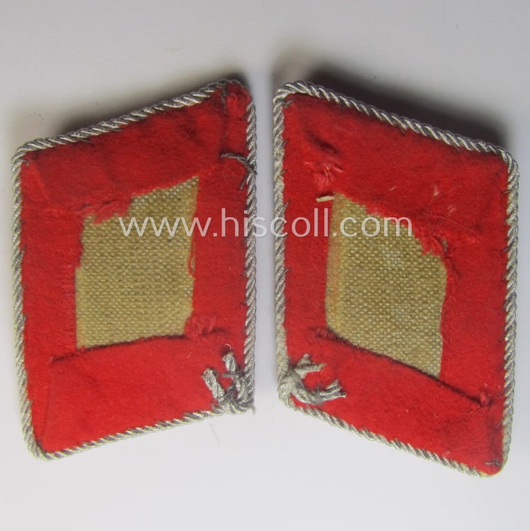 Pair of neatly hand-embroidered, WH (Luftwaffe) officers'-type collar-patches: 'Oberleutnant der Flak-Artillerie-Trpn.'