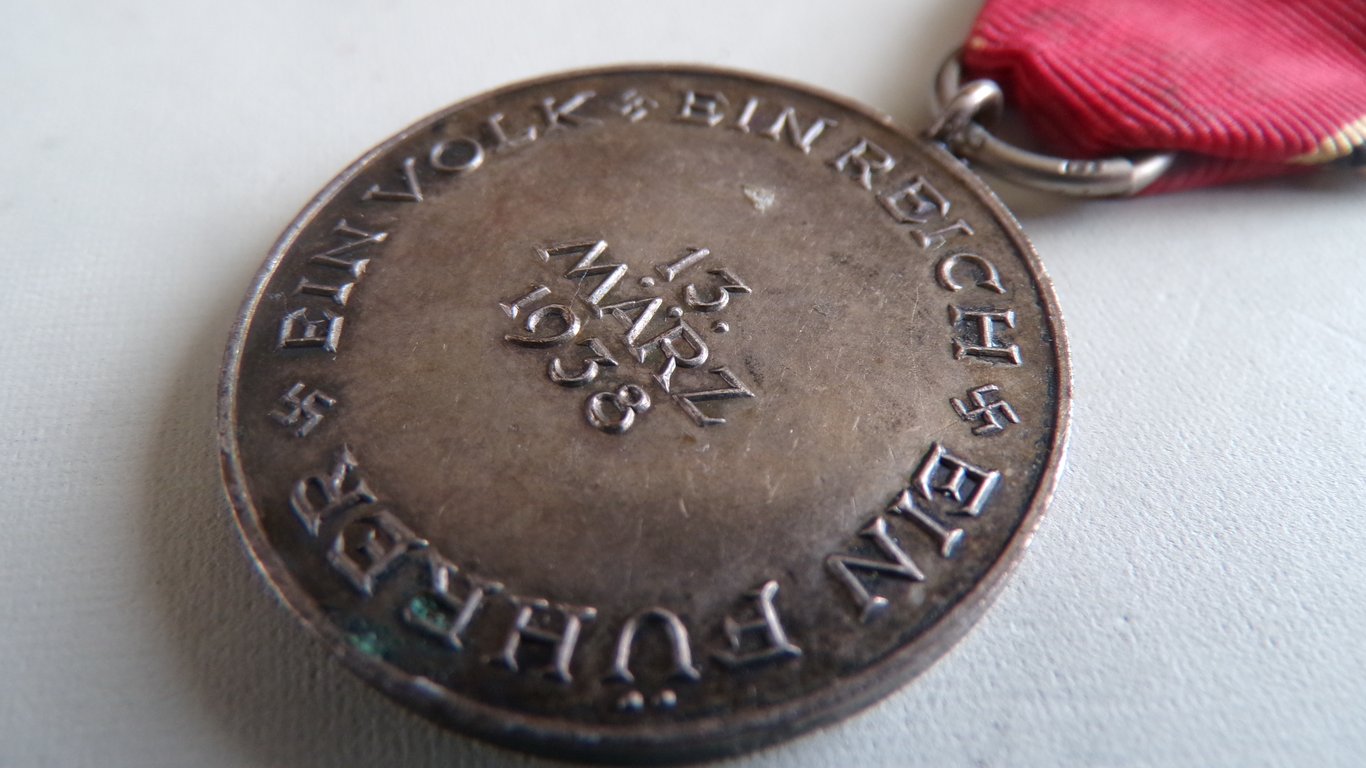 Ostmark Medaille 13 March 1938