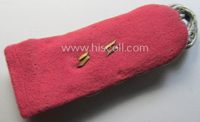 Single, WH (Heeres) 'cyphered', officers'-type shoulderboard: 'Major des Panzerjäger-Rgts. 7'