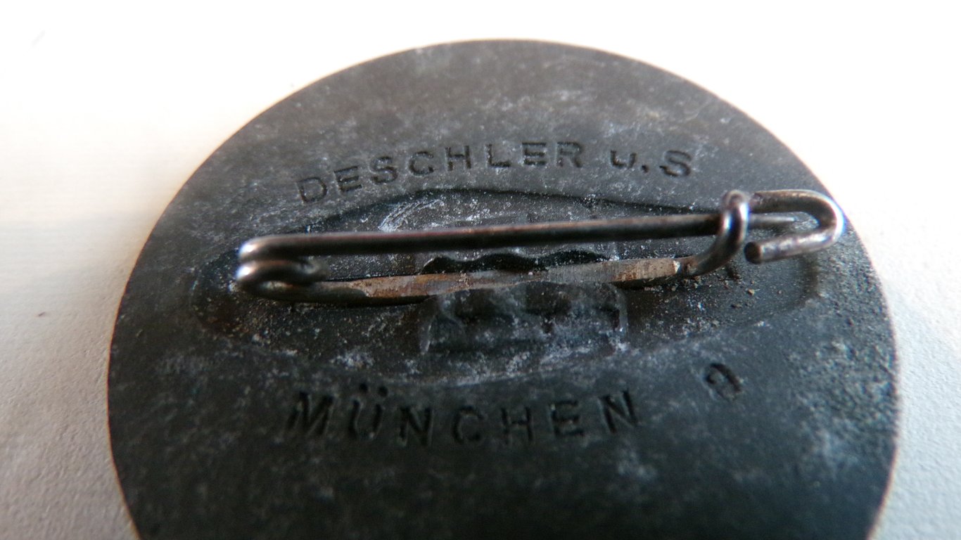 1937 Tag der Arbeit / Labor Day Tinnie  Deschler