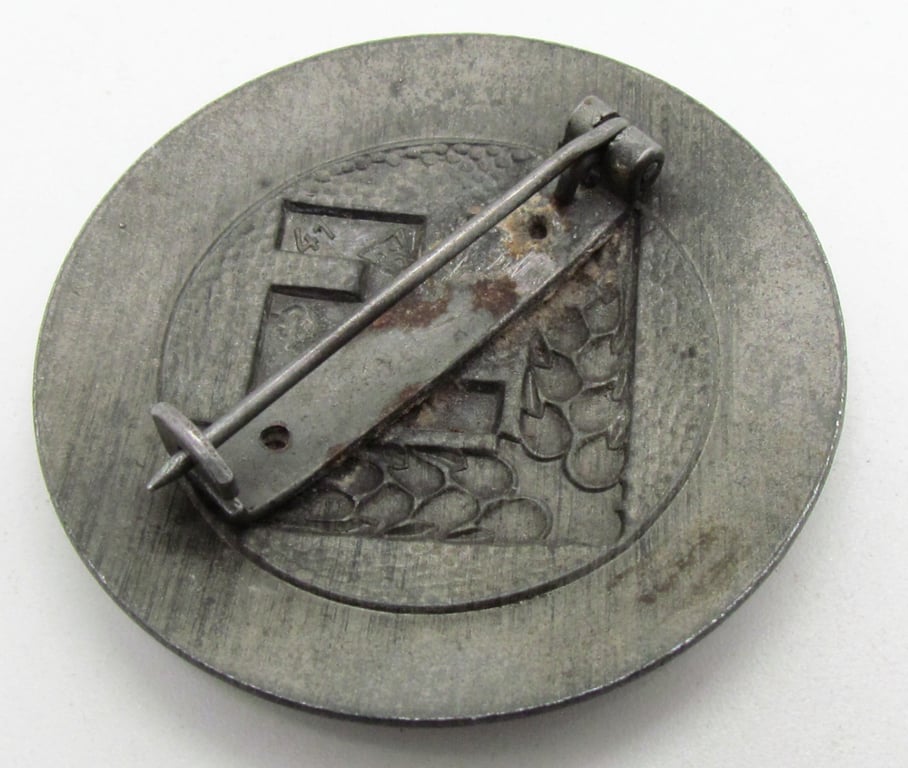 Reich Labor Service (RAD) Female “Labourmaid” Brooch (maker Deschler)