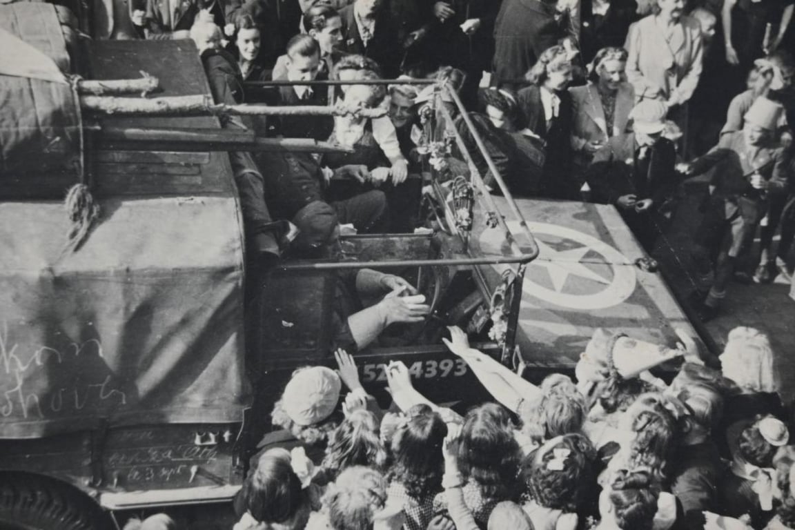 US WW2 Liberation Picture Eindhoven Market Garden