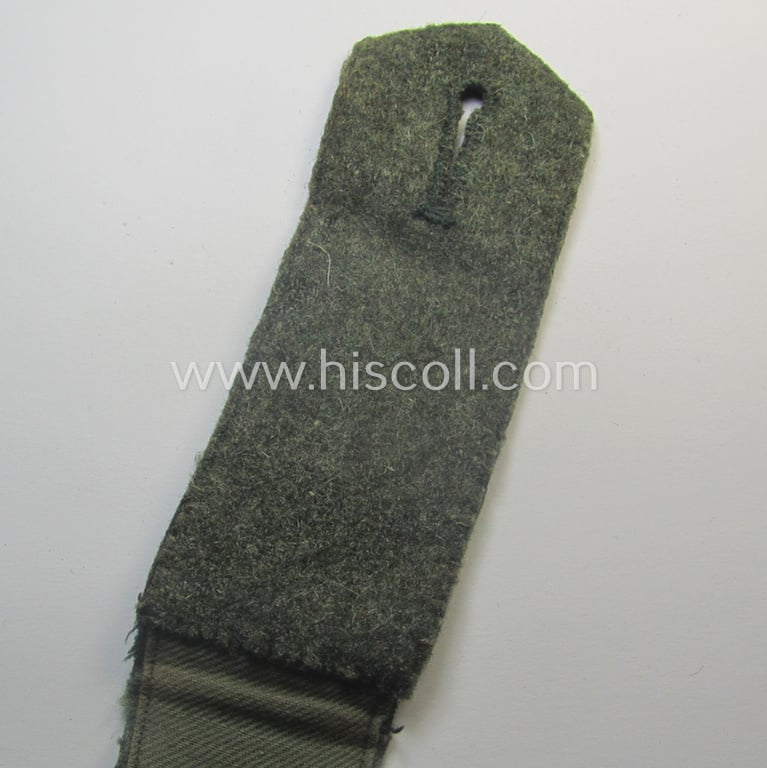 Single, early-period (ie. 'M36-pattern and/or pointed-styled), WH (Heeres) 'cyphered', EM-type shoulderstrap as was intended for a: 'Soldat des Panzer-Schützen-Rgts. 4'