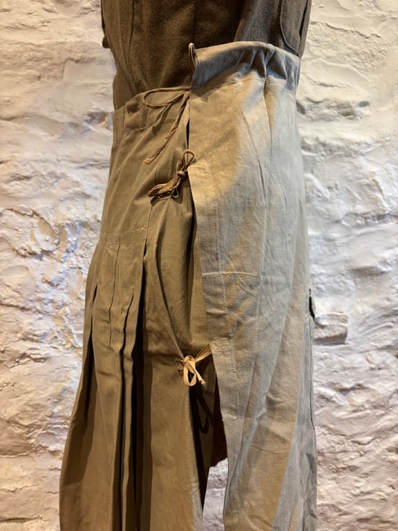 1938 Dated Full Wrap Kilt Cover