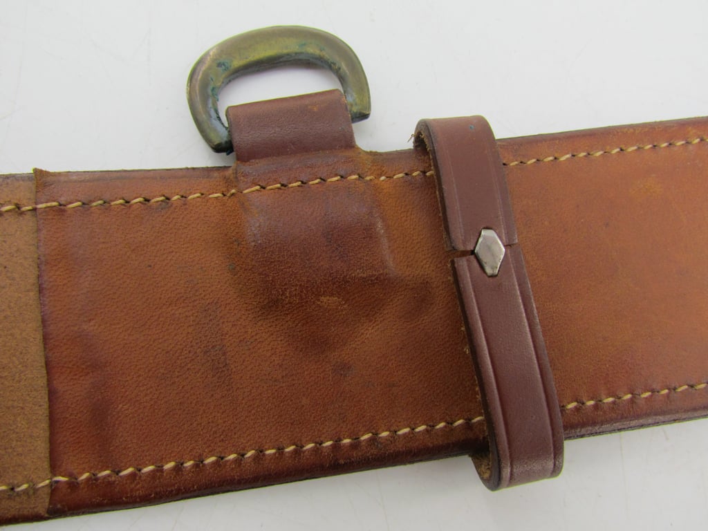 U.S. Sam Browne officer’s belt in brown leather,