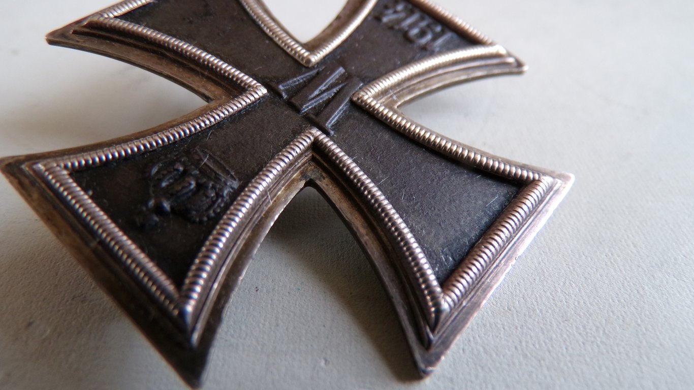 Prussian EK 1st Class 1914  CD 800
