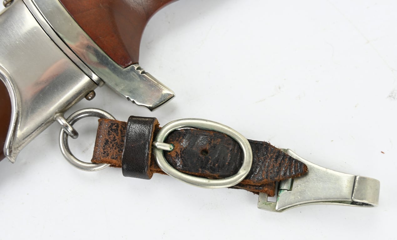 German SA M-1933 Officer's Dagger 'J.A. Henckels Zwillingswerk Solingen'