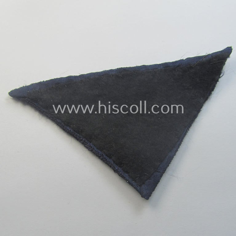 TeNo (ie. 'Technische Nothilfe') officers'-pattern arm-eagle (ie. 'Ärmeladler für Offiziere der TENO') being a (non-maker-marked!) example as executed in 'BeVo'-weave, 'flat-wire'-pattern onto a ('padded') darker-blue-coloured background