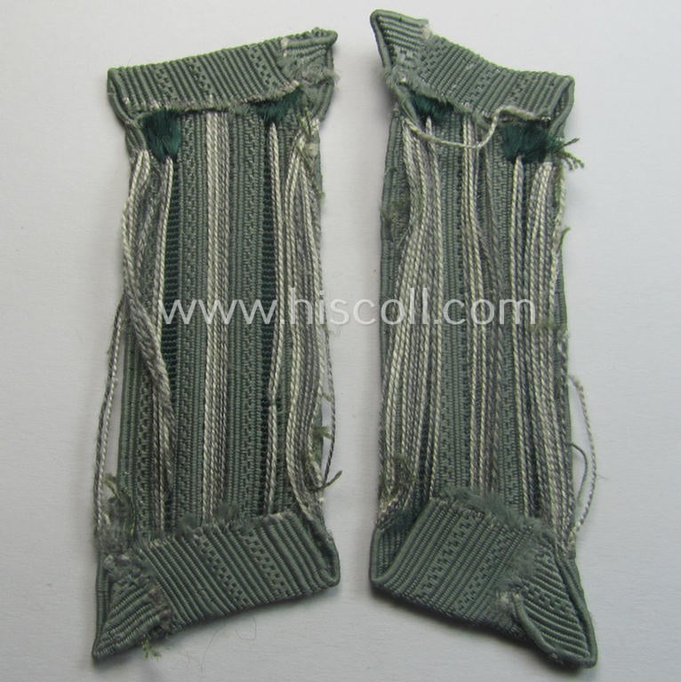 Neat - and fully matching! - pair of WH (Heeres) mid- (ie. later-) war-period- and/or: 'standard-issued'-pattern WH (Heeres) collar-tabs (or: 'Einheitskragenspiegel') being of the desirable 'generic-pattern'