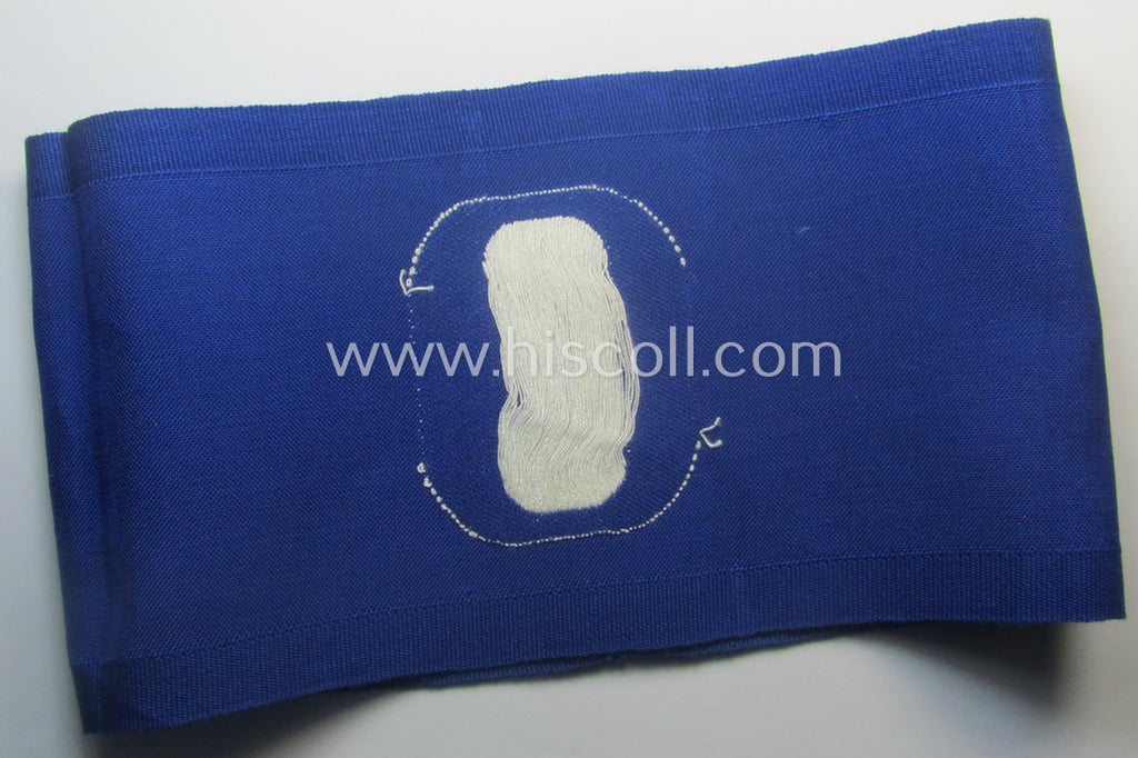 Attractive - and scarcely found! - EM- (ie. NCO-) pattern, 'Reichsluftschutzbund' (ie. 'RLB'-) service-armband showing a period-attached capital 'O'-character as was intended for usage by a member serving as an: 'RLB-Ortner' (ie. caretaker)