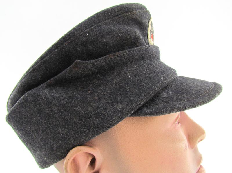 Deutsches Rotes Kreuz (German Red Cross) "Helferinnen" Field Cap