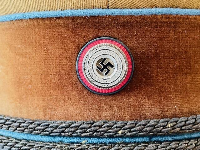 SCARCE EARLY EXAMPLE OF A GERMAN WWII POLITICAL LEADERS PEAK CAP EARLY STYLE FOR ORTSGRUPPE LEVEL