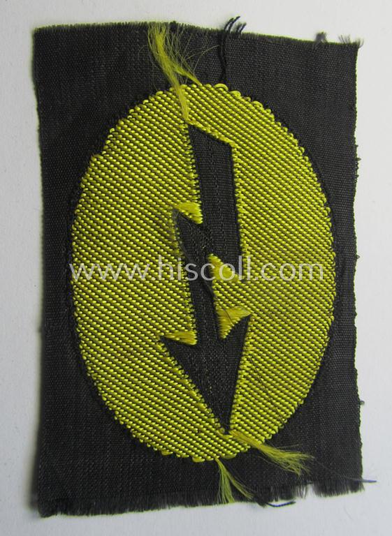 Scarcely seen, WH (Heeres) specific female-related so-called: trade- and/or special-career arm-insignia (ie.: 'Laufbahn- o. Tätigkeitsabzeichen') as was intended for usage by a: 'Heeres-Nachrichten-Helferin' (or: female signals'-related staff-me...