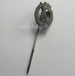 Neat - and only 17 mm. sized! -...