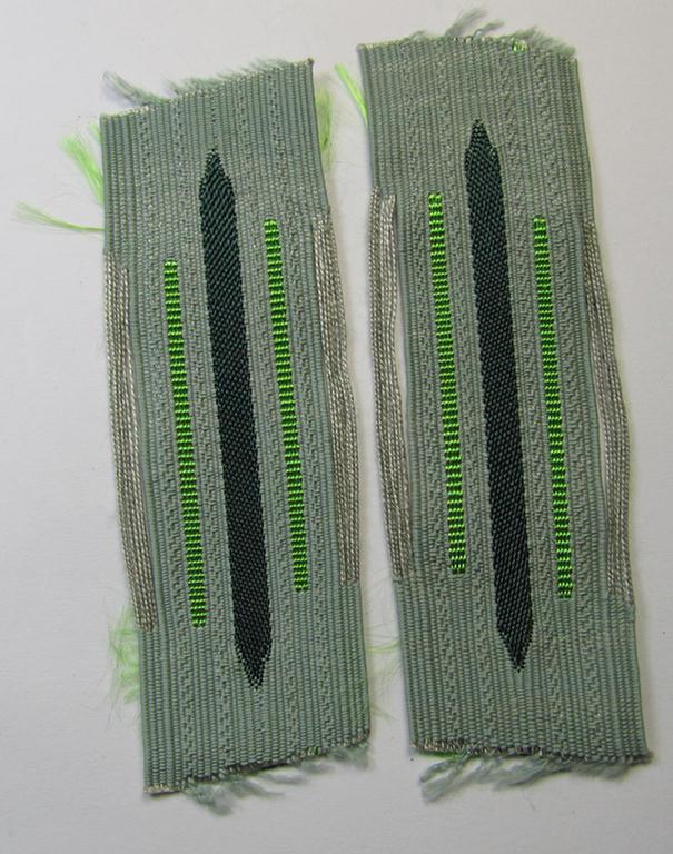 Superb - and fully matching! - pair of WH (Heeres) early- (ie. mid-war-) period EM- (ie. NCO-) type collar-tabs (ie.: 'Einheitskragenspiegel') as piped in bright-green as were intended for usage by the: 'Panzer-Grenadier-Truppen'