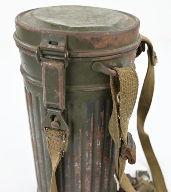 German WH M31 Gasmask & Cannister