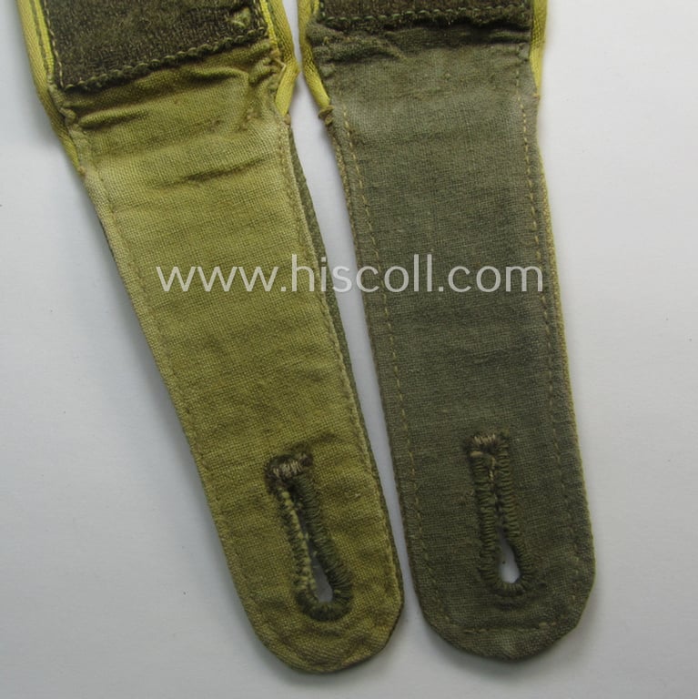 Fantastic - very desirable and complete! - truly worn and carefully tunic-removed, WH (Heeres) tropical-issued (ie. DAK-related) EM-insignia-grouping as was worn by a: 'Soldat o. Gefreiter u. Mitglied einer Nachrichen-Abtls.'