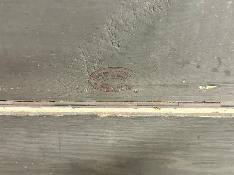 Wooden 'Verbandkasten' marked