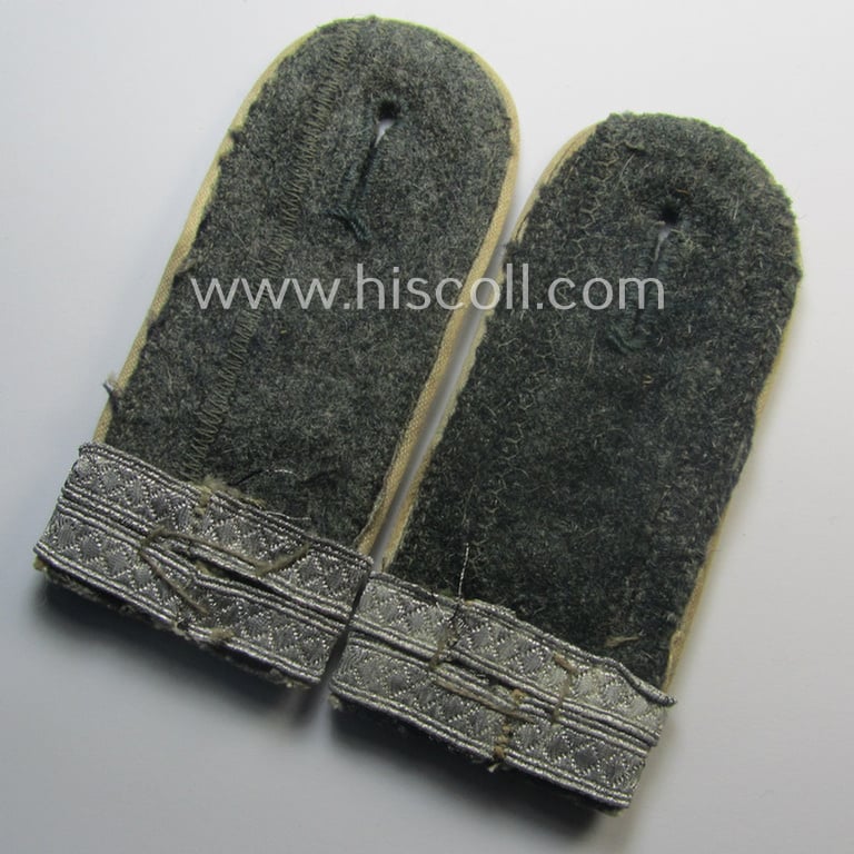 Moderately used- and/or clearly worn - fully matching and rarely encountered! - pair of WH (Heeres), early-war-period (ie. 'M41'-pattern styled-) NCO-type shoulderstraps for an: 'Uffz. u. Offizieranwärter eines Inf.-Rgts. der “Grossdeutschland”-Div.'