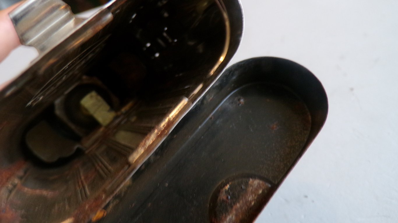 Pertrix 603 flashlight