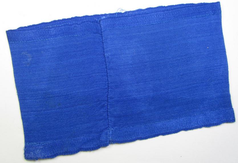 Linnen-based- and/or bright-blue-coloured armband (ie. 'Armbinde') depicting an interwoven capital 'O'-character, as was presumably intended for staff-members of the German RLB (ie. 'Reichsluftschutz-Bund')