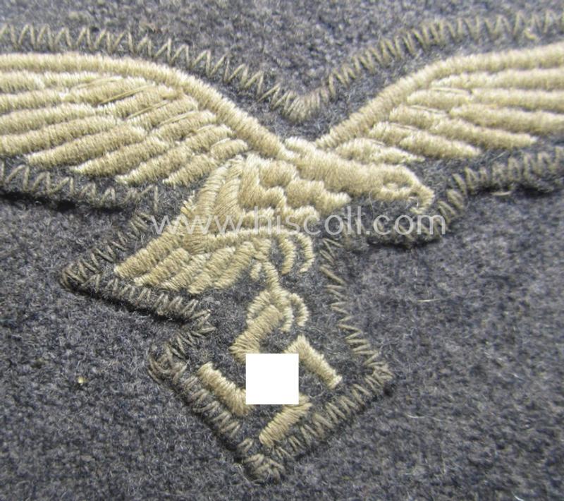'Cut-out of a tunic' - WH (Luftwaffe) EM- (ie. NCO-) type breasteagle (ie. 'Brustadler für Mannschaften und Unteroffiziere der Luftwaffe')