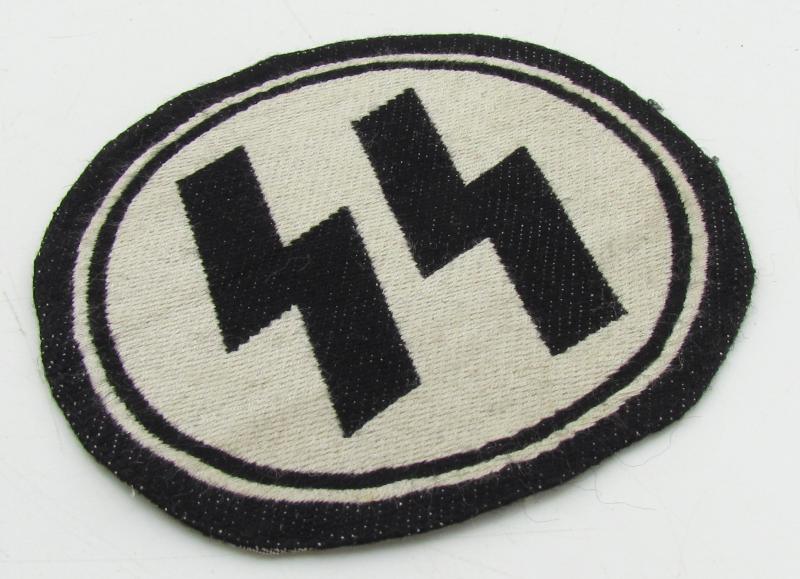 Waffen-SS Sport Shirt Insignia