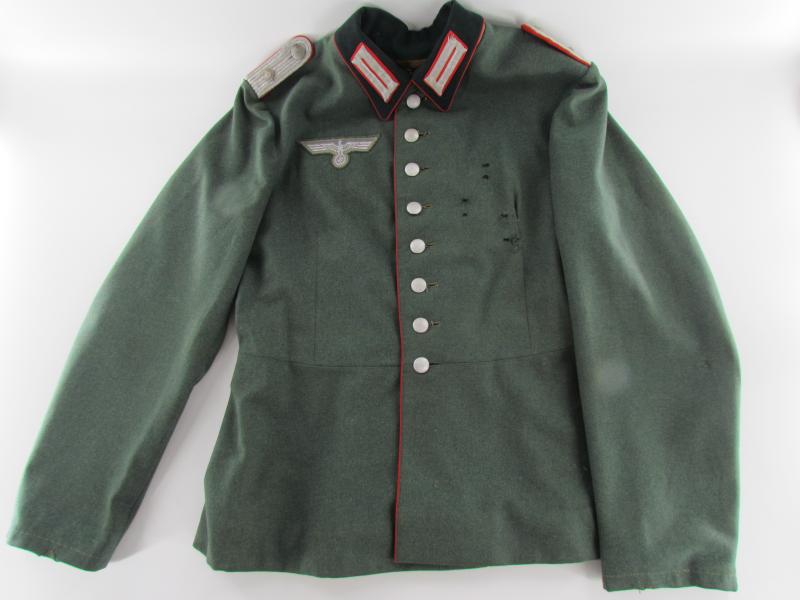 Wehrmacht Heer Artillery Waffenrock in the rank of Oberleutnant
