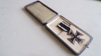 Prussian Rare EKII Official cased 'W II M'...