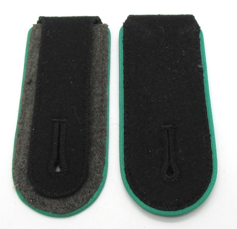 Waffen-SS mountain trooper ‘Gebirgsjäger’ EM/NCO Shoulder Boards