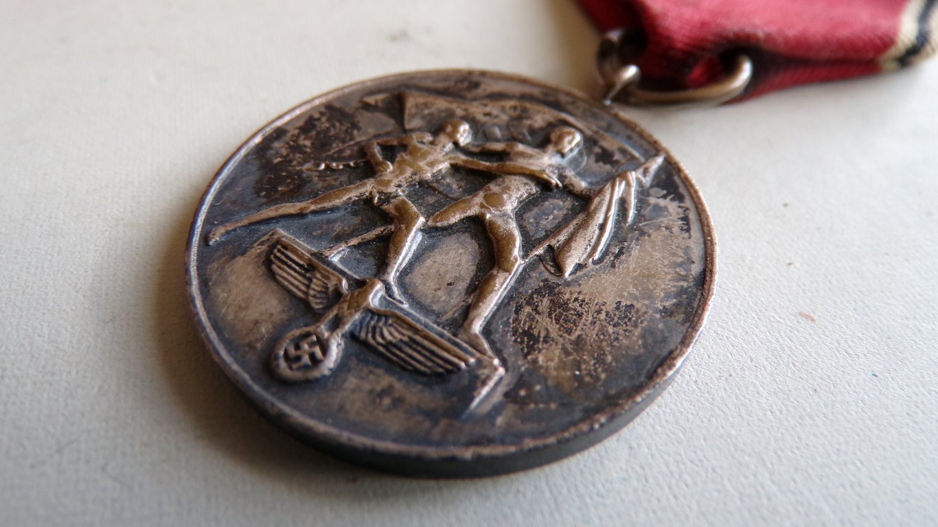 Cased Austrian Anschluss Medal – March 13, 1938