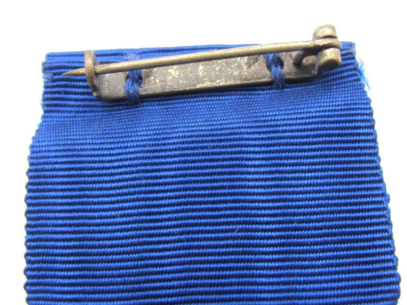 Cased 'Treudienst Ehrenzeichen 25'