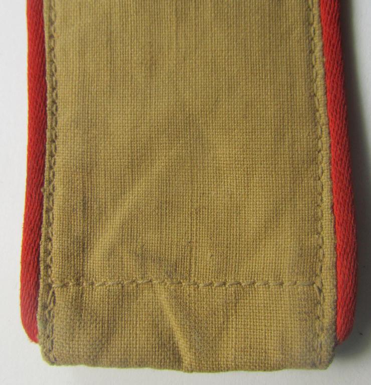 Single, WH (Luftwaffe) 'tropical-issued'-shoulderstrap (as was specifically intended for usage on the tropical-shirts ie. tunics) as was specifically intended for a: 'Soldat der Flakartillerie-Trpn.'
