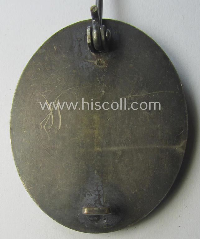 'Verwundeten-Abzeichen in Silber' (being a non-marked- and typical 'Buntmetall'-based example)