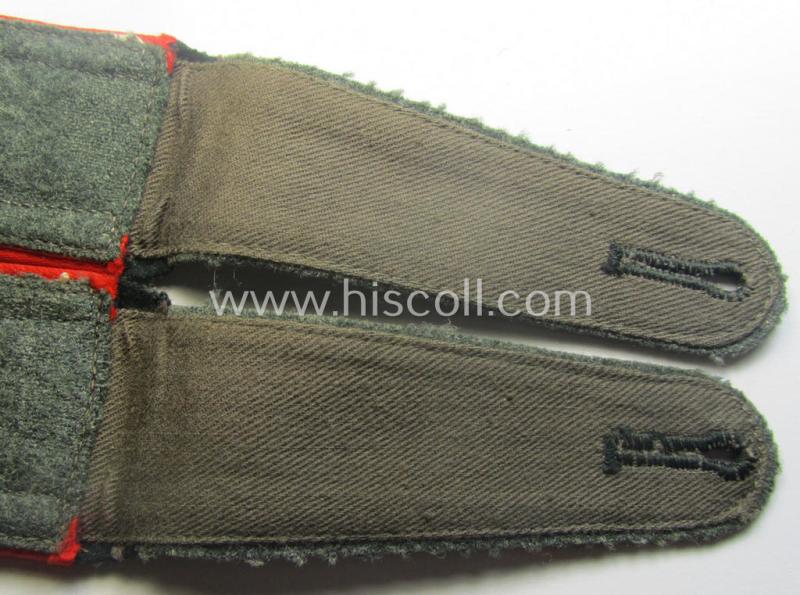 Pair of WH (Heeres) early-war-period- (ie. 'M40'-pattern) NCO-type shoulderstraps as was intended for usage by an: 'Unterwachtmeister eines (Sturm)Art.-Abts. o. Rgts.'