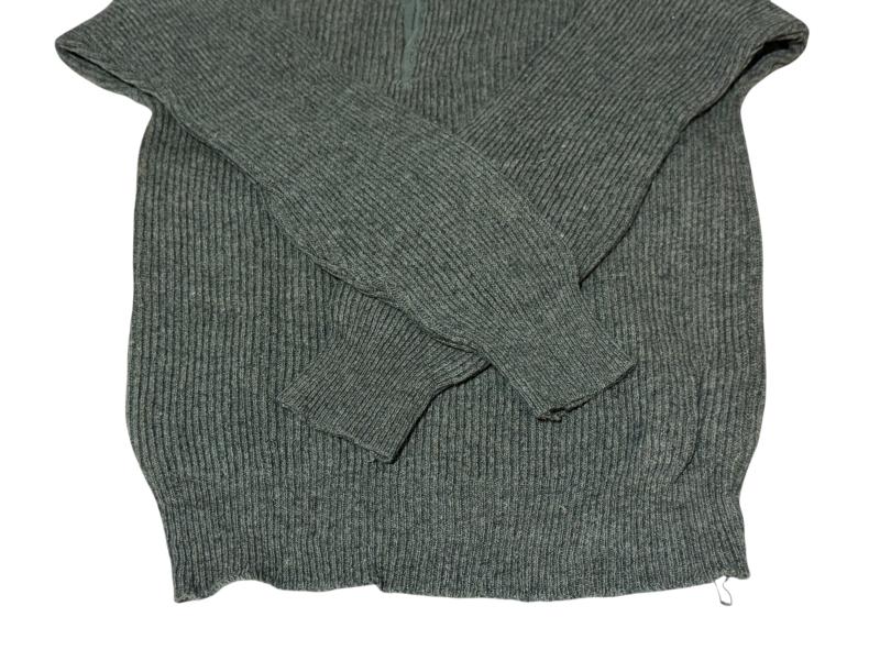 Late-war Pullover