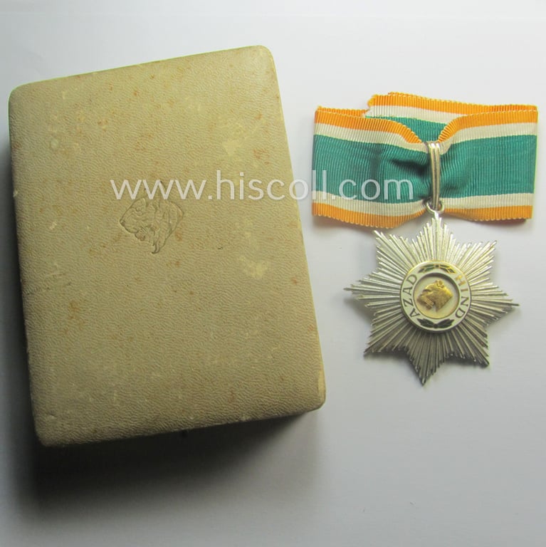 Superb, 'Halskreuz o. Großstern 1. Kl. des Orden Azad Hind' being a non-maker-marked example that comes mounted onto its original ribbon (ie. 'Bandabschnitt') and that comes stored in its typical, beige-white-coloured etui