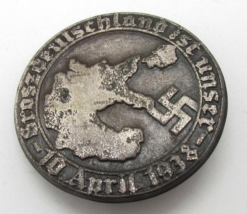 Commemorative NSDAP Badge – “Grossdeutschland ist unser” (10 April 1938)