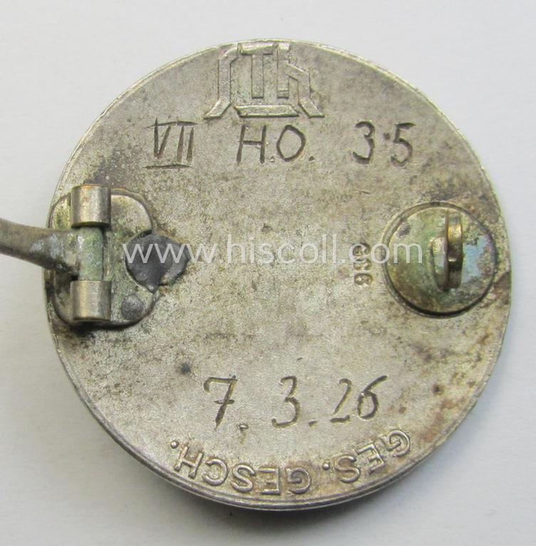 Superb, enamelled (and genuine silver!) lapel-pin: 'Der Stahlhelm' - Bund der Frontsoldaten (Sta) - Eintrittsabzeichen 1926' being an engraved example that comes in an overall very nice- (and/or fully undamaged!), condition