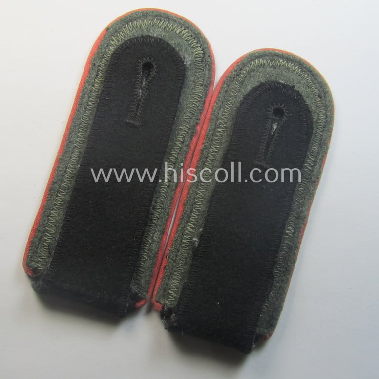 Superb - and fully matching! - pair of Waffen-SS (ie. 'SS-Panzer') EM-type shoulderstraps (as was amongst others used on the black-coloured 'wrap-around'-tunics) as was intended for usage by a: 'Soldat der SS-Panzer-Trpn.'