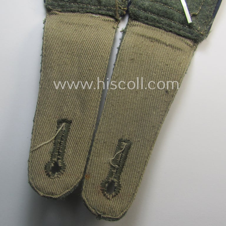 Pair of WH (Heeres) neatly 'cyphered', NCO-type shoulderstraps: 'Oberfeldwebel des Sanitäts-Abtlgs. 4'