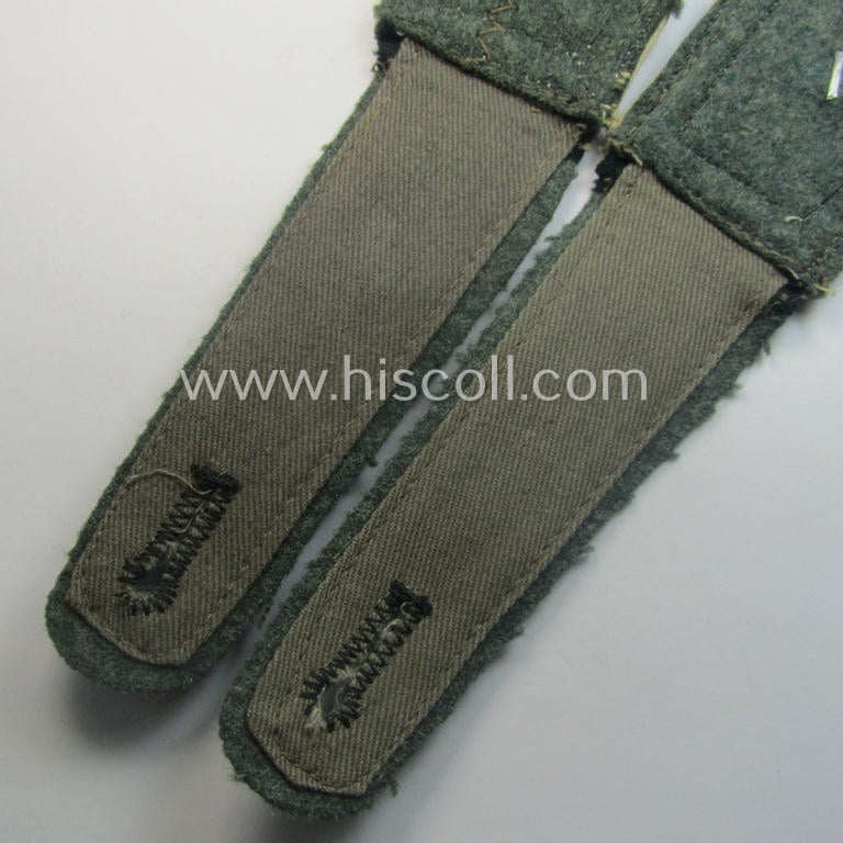Superb - and fully matching! - pair of WH (Heeres), early- (ie. pre-) war-period- (ie. 'M36 o.40'-pattern) 'cyphered' NCO-type shoulderstraps as was intended for - and clealry worn by! - a: 'Feldwebel des Wachbatallions Berlin'
