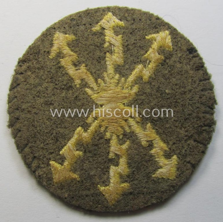 Attractive - and truly worn! - WH (Heeres) 'tropical'-issue, trade- and/or special-career insignia (ie. machine-embroidered 'Laufbahn- o. Tätigkeitsabzeichen') as was intended for 'Funkmeister' (or: radio-operator ie. radio-equipment NCO)